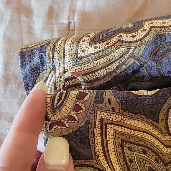 PAISLEY SILK WRAP SKIRT - Picture 7 of 7